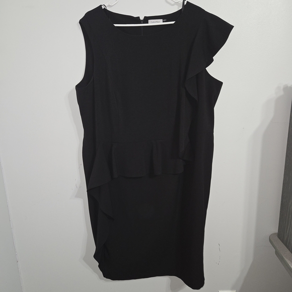 M#37 Calvin Klein Size 22W Elegant Black Ruffled Dress - Picture 1 of 4